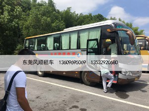 金龙大巴车