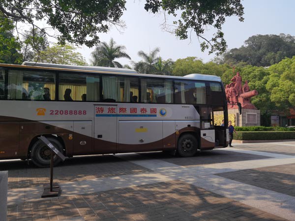 宇通大巴50-56座